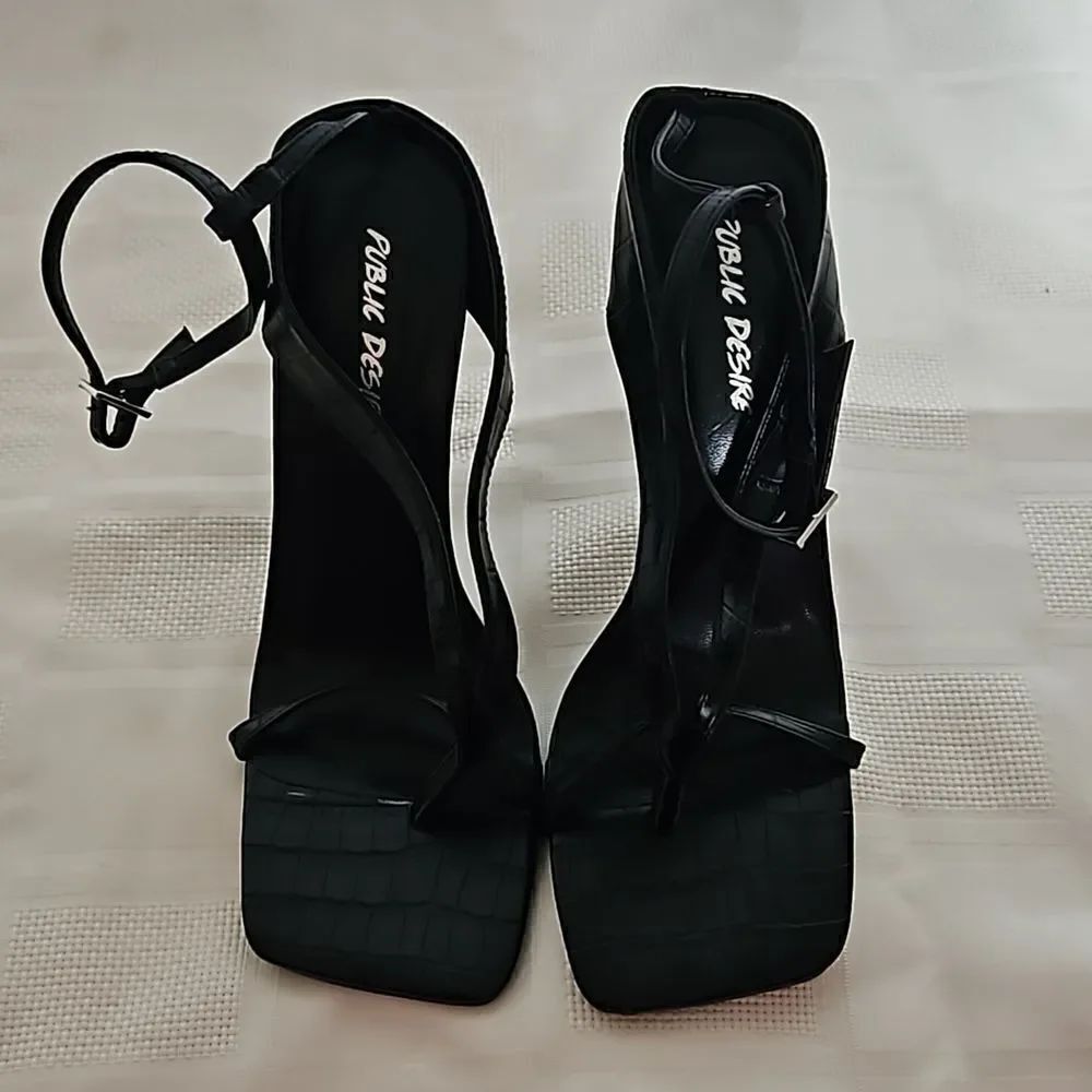 Public Desire Women's Strappy Square Open Toe Heel Shoes Size 6 Black